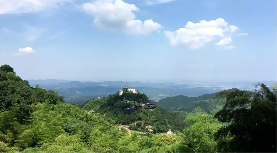 【4天五一小長假攻略】-西尼機(jī)電預(yù)祝各位“五一勞動(dòng)節(jié)”快樂！