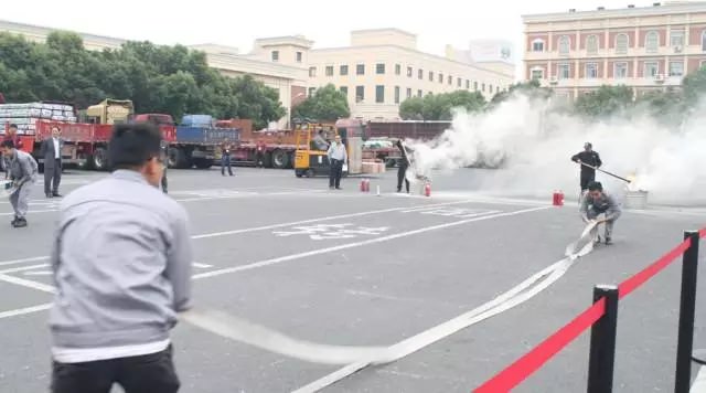 安全在心，技能在手-西尼機電開展秋季消防應(yīng)急疏散演練